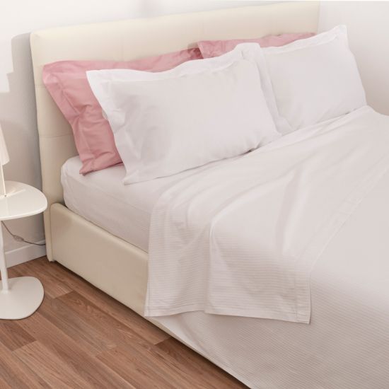 Lenzuola sopra su misura raso rigatino bianco per hotel, alberghi e b&b