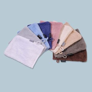 Manopole colorate 450 gr/mq 16×20 cm